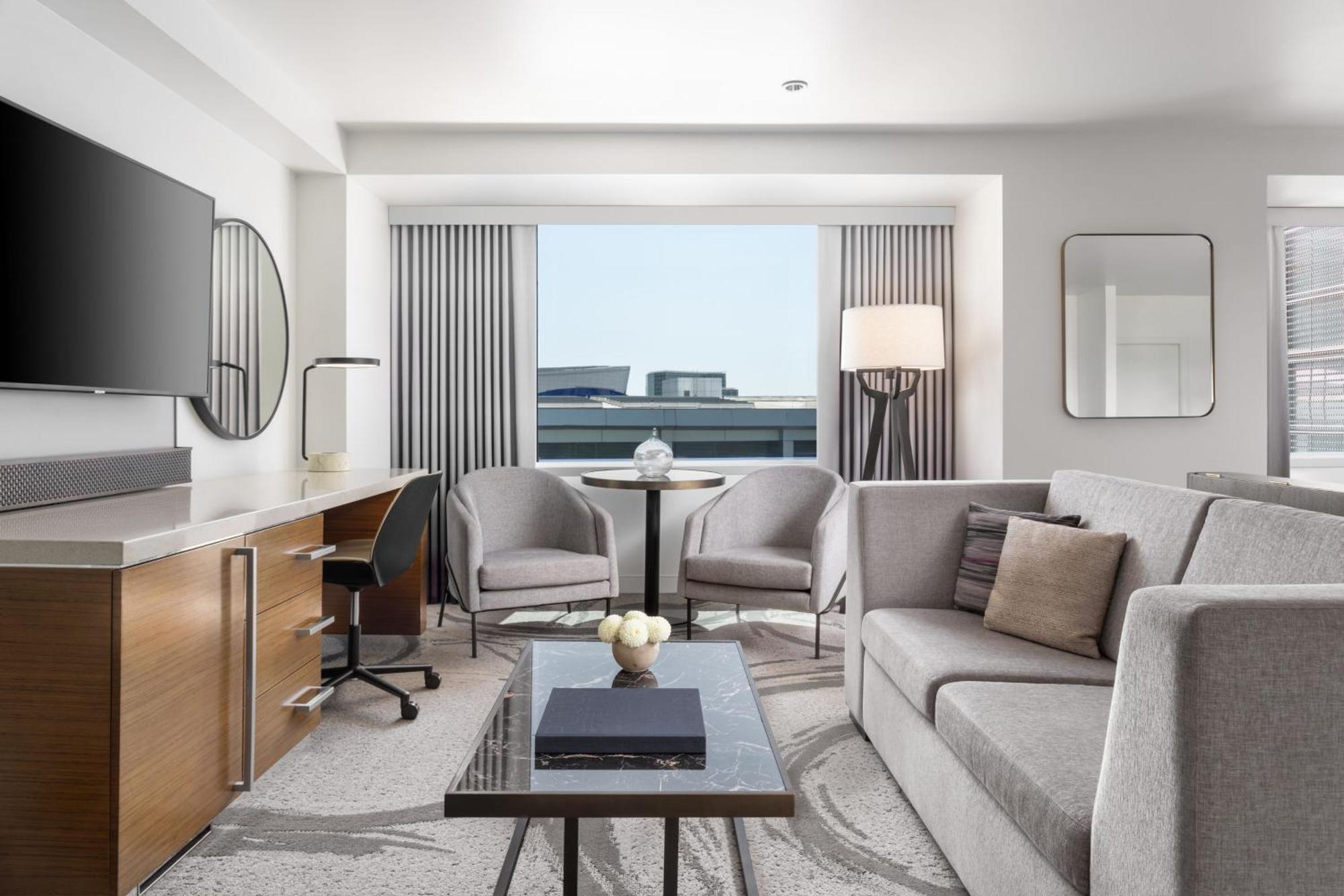 Hotel Jw Marriott Angeles L.a. Live 4*